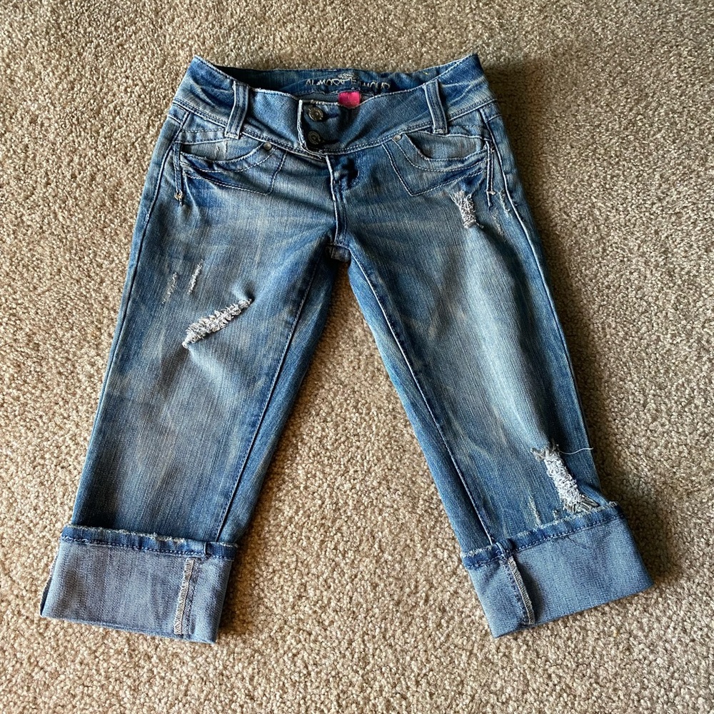 Almost Famous 💯 Authentic - Picture 2 of 4